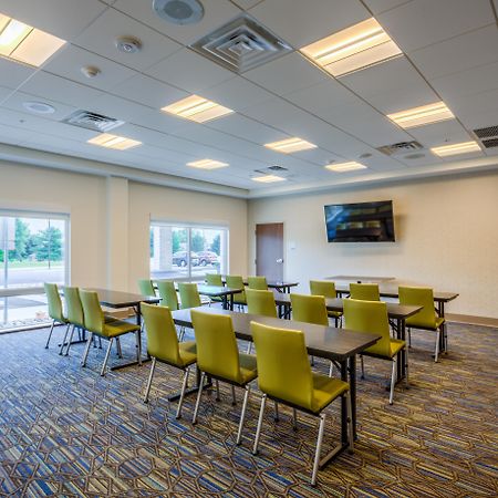 Holiday Inn Express & Suites Reedsville - State Coll Area, An Ihg Hotel Exterior foto