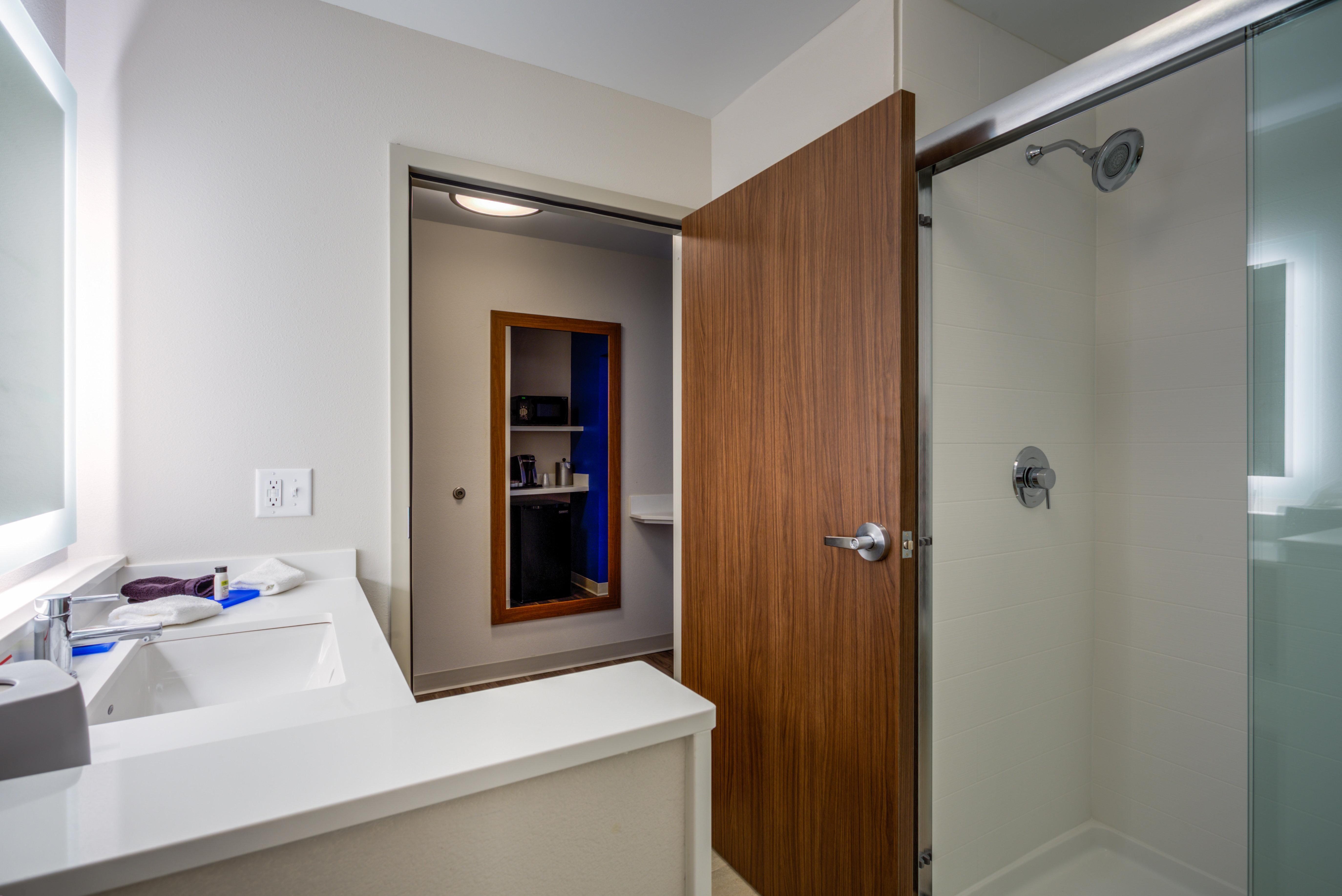 Holiday Inn Express & Suites Reedsville - State Coll Area, An Ihg Hotel Exterior foto