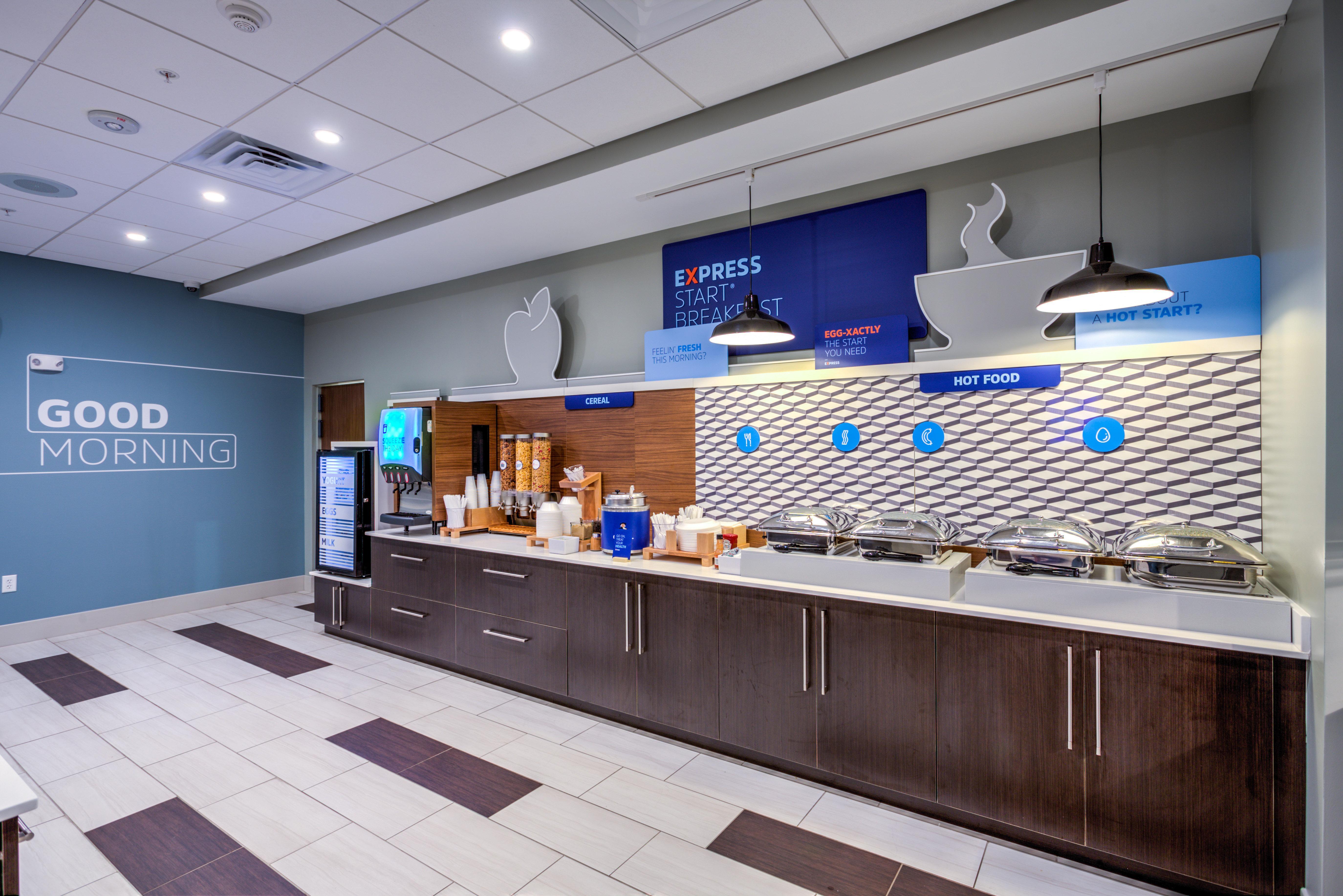 Holiday Inn Express & Suites Reedsville - State Coll Area, An Ihg Hotel Exterior foto